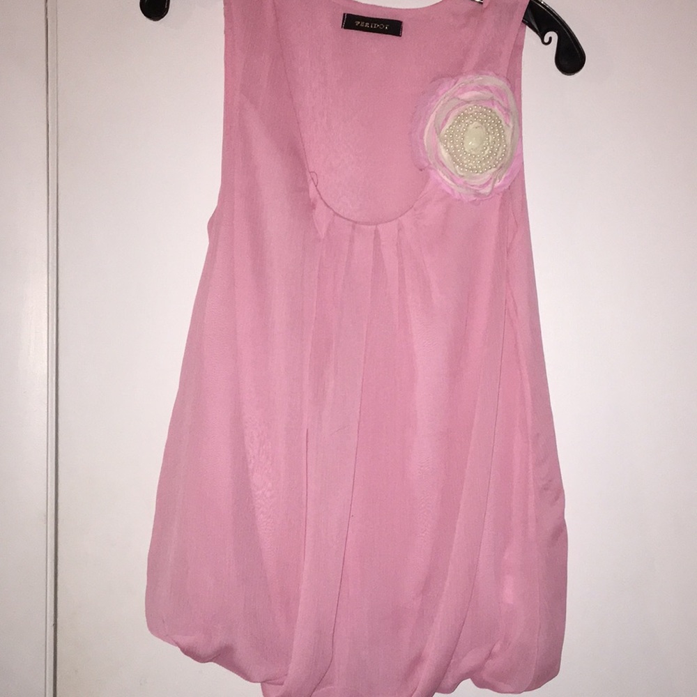 Pleated pink Peridot top with appliqué